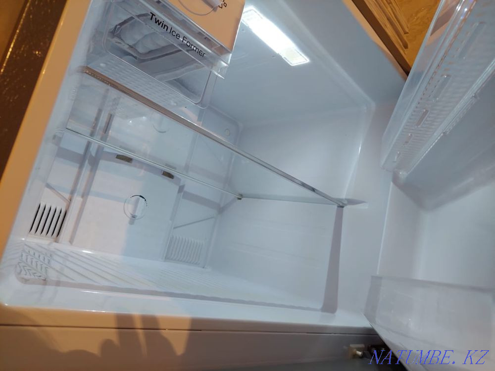 I will sell the refrigerator Atyrau - photo 5