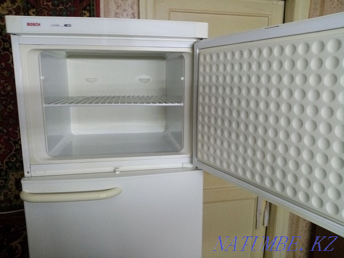 BOSCH холодильник 170/60 см вместительный Алматы - изображение 3