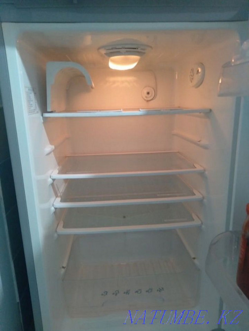 Продам холодильник самсунг длина 180см Талдыкорган - изображение 3