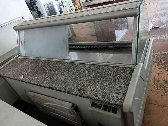 Холодильник витрина работают в ассортименте  Жезқазған 