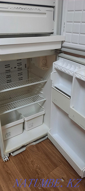 Холодильник БИРЮСА  - изображение 1