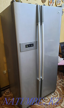 Холодильник LG S?de by s?de Астана - изображение 1