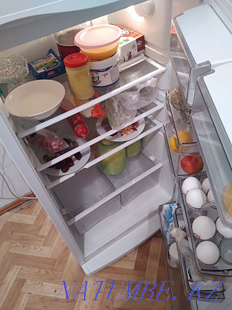 Продам холодильник Атлант в отличном состоянии Алматы - изображение 3