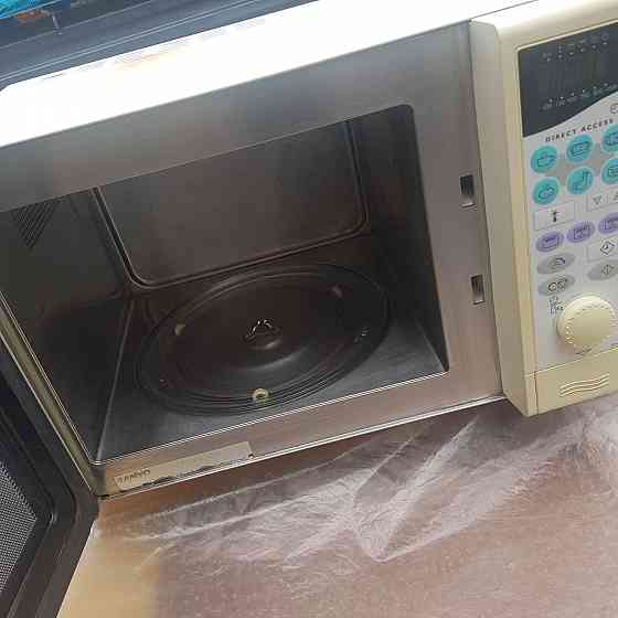 Срочно продам микроволновую печь Алматы