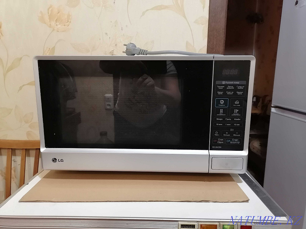 Продам микроволновую печь Петропавловск - изображение 1
