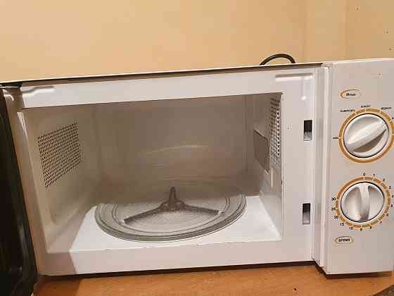 Продам микроволновую печь Алматы