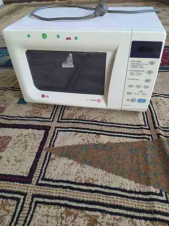 Микроволновка. LG. Срочно Продам Алматы