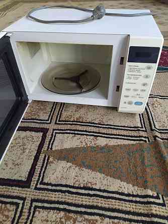 Микроволновка. LG. Срочно Продам Алматы