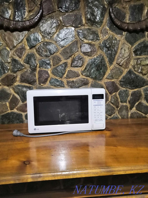 Microwave  - photo 1