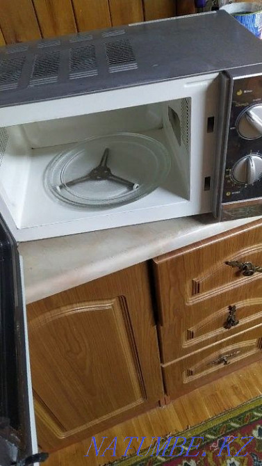 microwave oven for sale good condition Urochishche Talgarbaytuma - photo 2