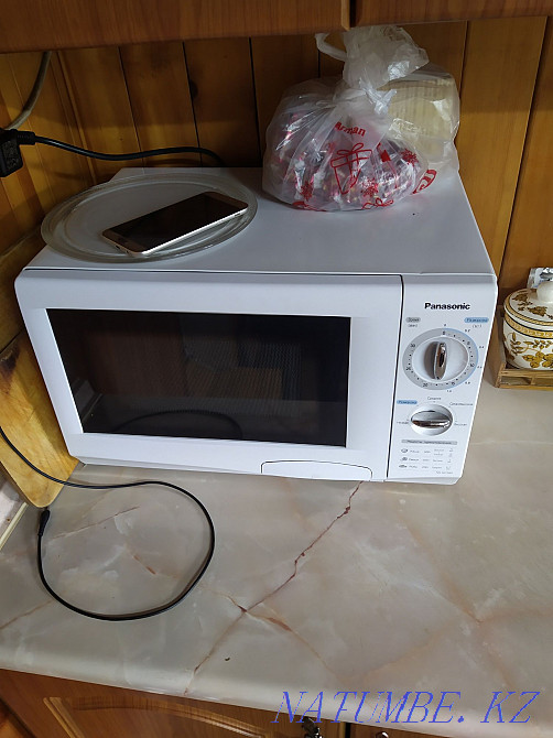 Sell working microwave Urochishche Talgarbaytuma - photo 1
