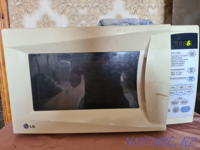 Sell microwave oven  - photo 1