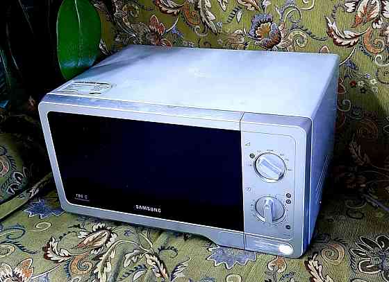 Продам микроволновку Алматы