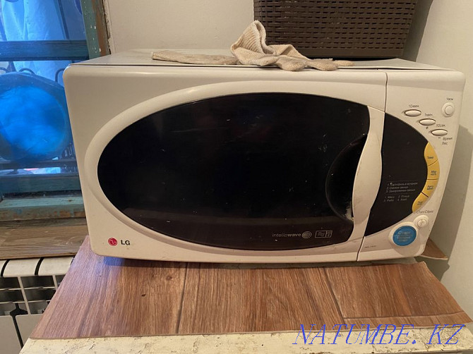 I will sell a microwave Ескельди би - photo 1