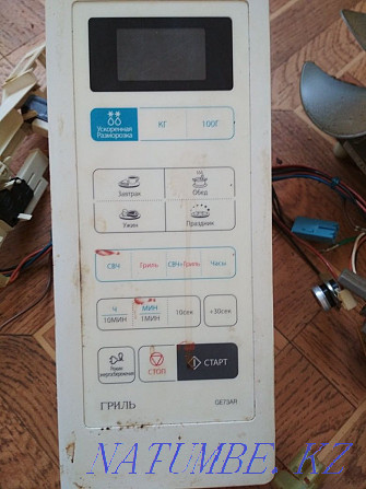 Продаю микроволновку самсунг гриль на запчасти модель СЕ73АР Караганда - изображение 2