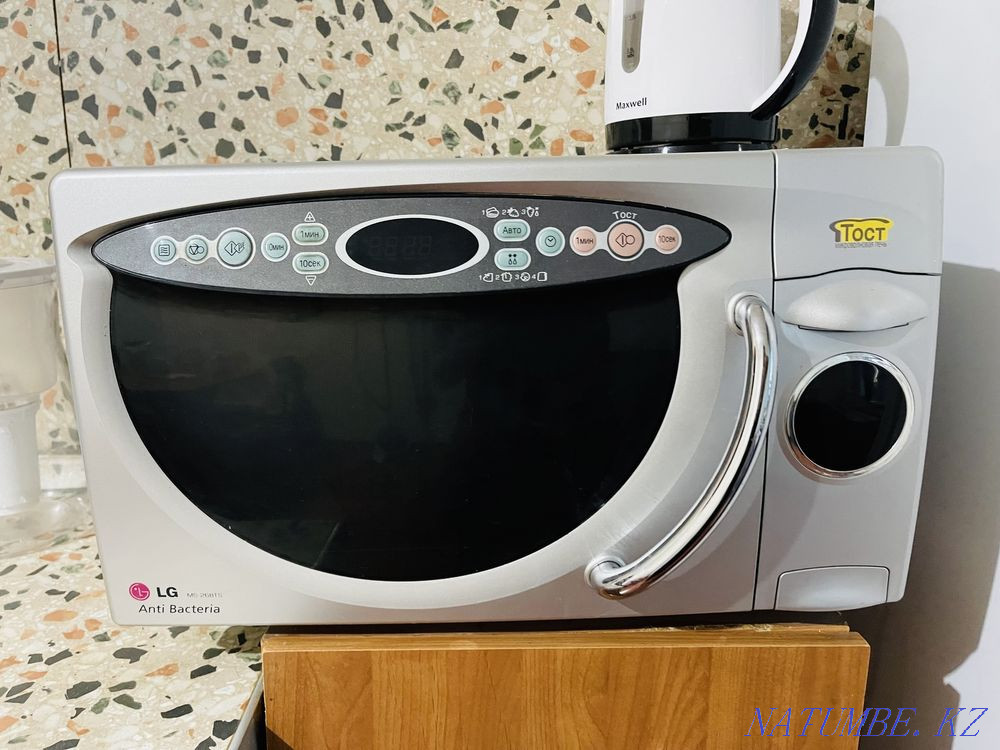 Микроволновую печь с тостером , LG Астана - изображение 1