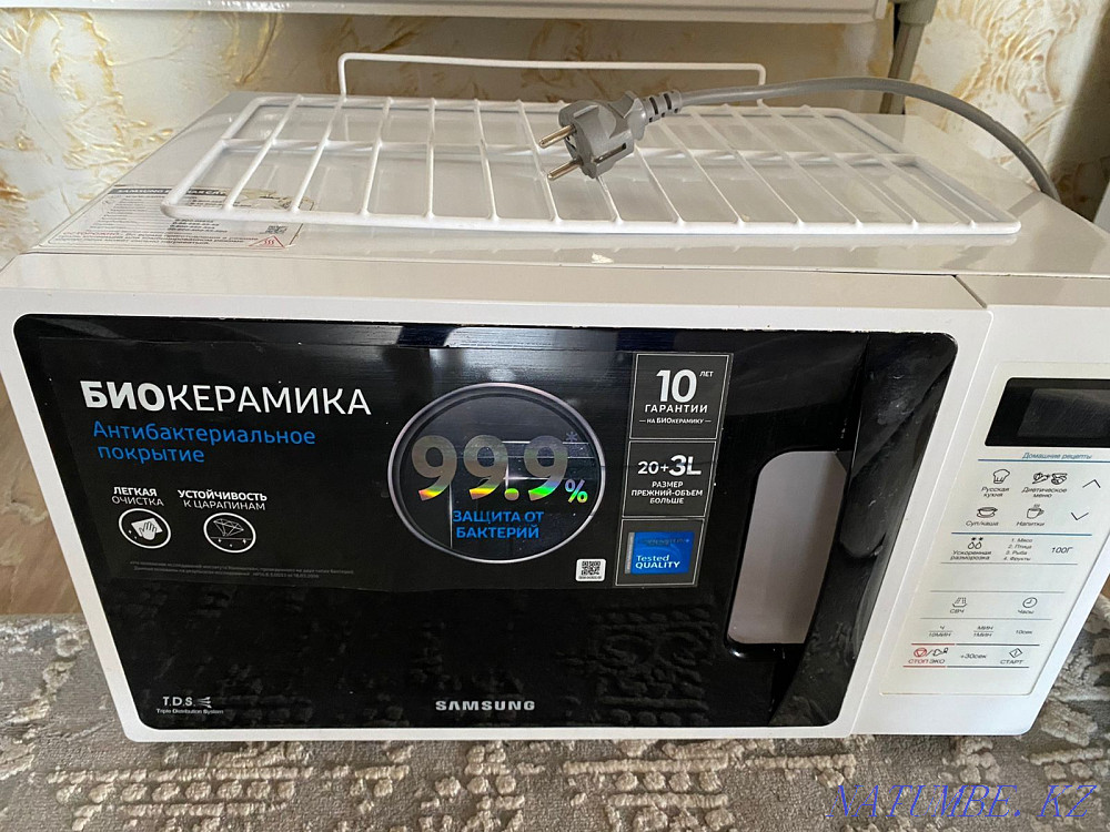 Продается микроволновая печь  - изображение 1