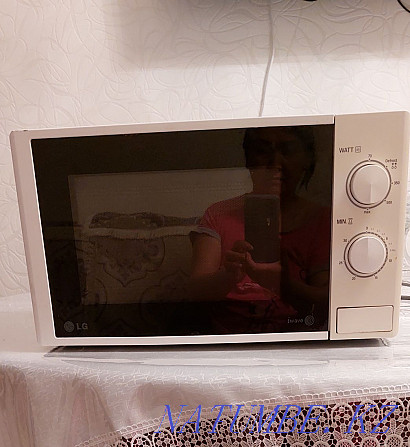 For sale Microwave, brand LG, in good condition Satpaev - photo 1