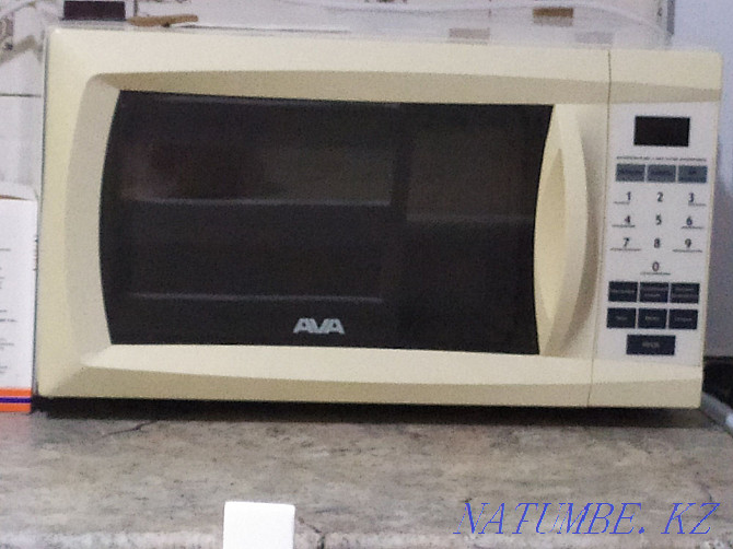 microwave oven  - photo 1