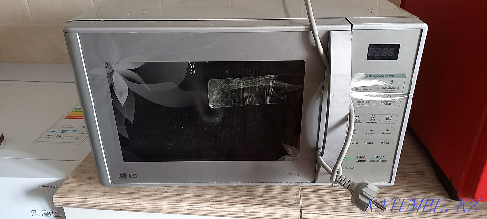 Sell Microwave  - photo 1