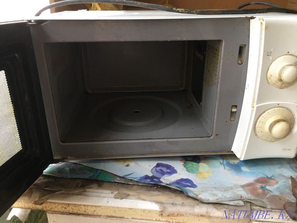 Продам микроволновку Delonghi. C грилем. Павлодар - изображение 4