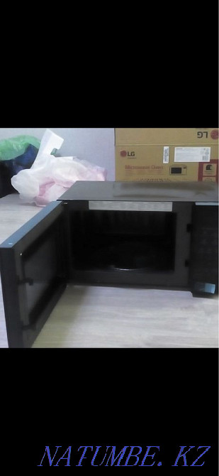 Microwave  - photo 5