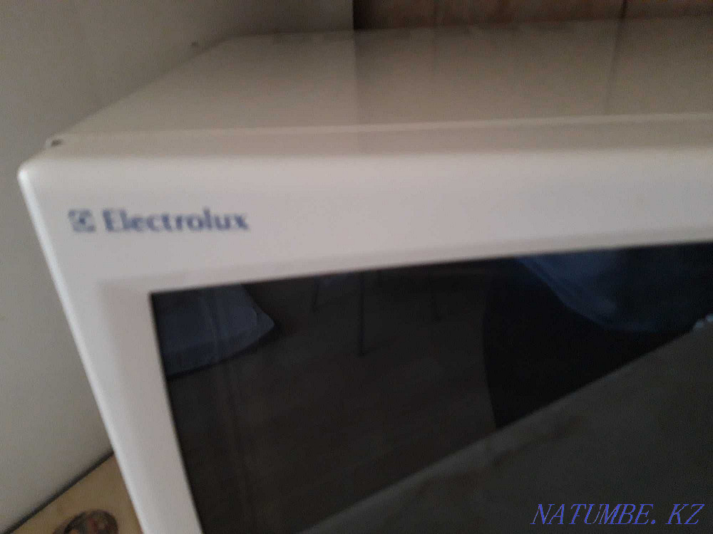 Микроволновая печь фирмы Электролюкс (Electrolux) Алматы - изображение 2