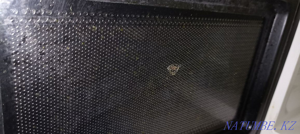 Microwave  - photo 3