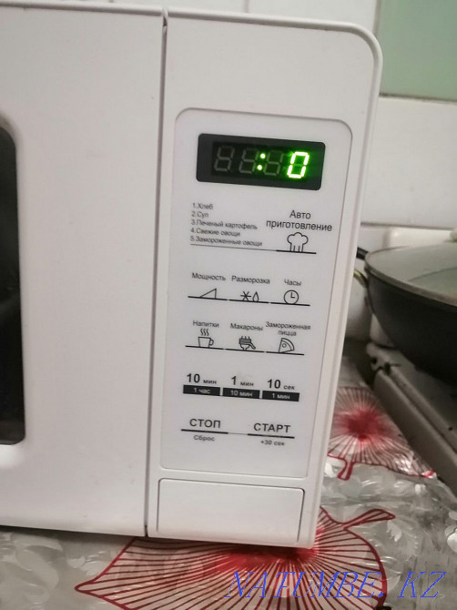 Микроволновая печь Daewoo Electronics KOR-660BW  - изображение 3