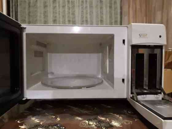 Крутая микроволновая печь с встроенным тостером LG микроволновка  Қарағанды