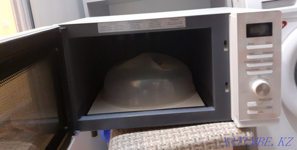 Микроволновка белая Астана - изображение 3