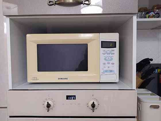 Микроволновка Samsung Almaty