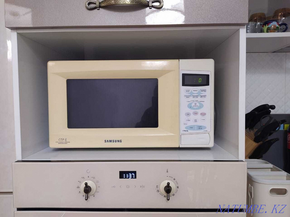 Микроволновка Samsung Алматы - изображение 1