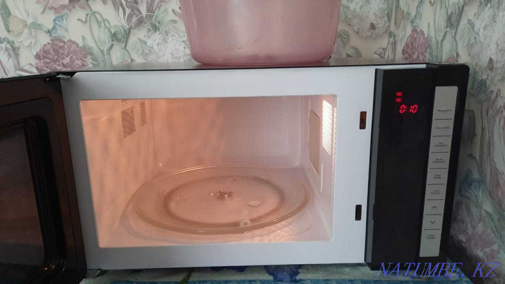Продам микроволновую печь Алматы - изображение 1