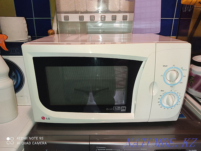 Lg microwave in excellent condition Qaskeleng - photo 1