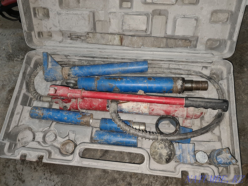 Screwdriver hydraulics cutter propane cutter rental rent charger Rudnyy - photo 6