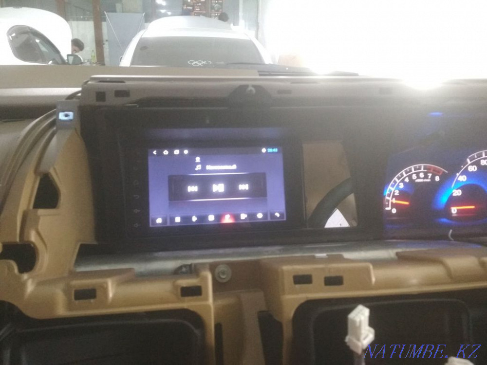 Устанвка заднеговида вида камеры на штатную магнитолу  - изображение 2
