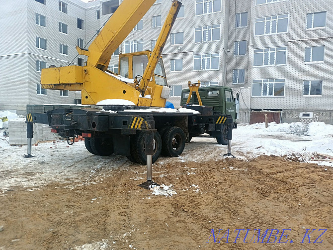 Truck crane service 25 and 16 tons Aqtobe - photo 6