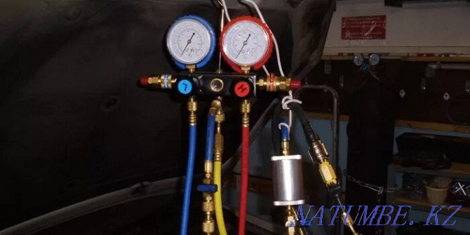 Filling the car air conditioner  - photo 3