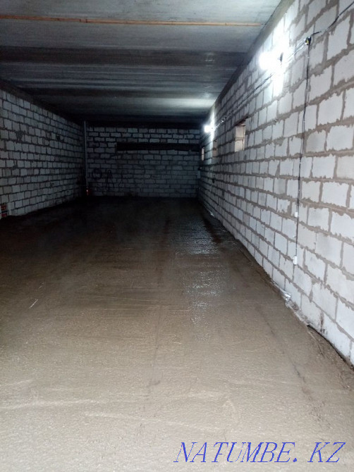 Durable polymer self-leveling floor painting roof walls hundred car services Astana - photo 6