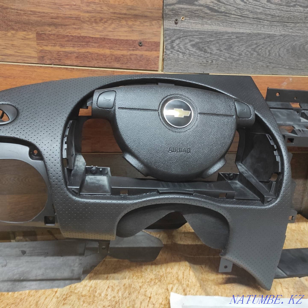 Перетяжка Салон Торпеды Панель Айрбак Потолка Реставрация Айэрбак Руль Алматы - изображение 6