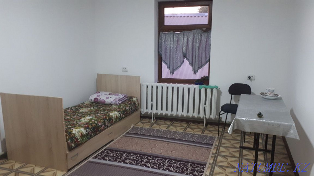 Хостел 3000? сутки 30./40.000? в месяц вместе с ком.услугами Шымкент - изображение 1