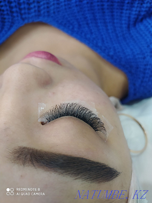 Eyelash extensions and gel polish. Oral - photo 2