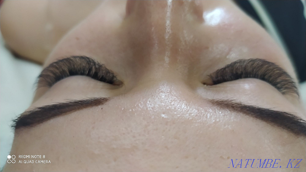 Eyelash extensions and gel polish. Oral - photo 7