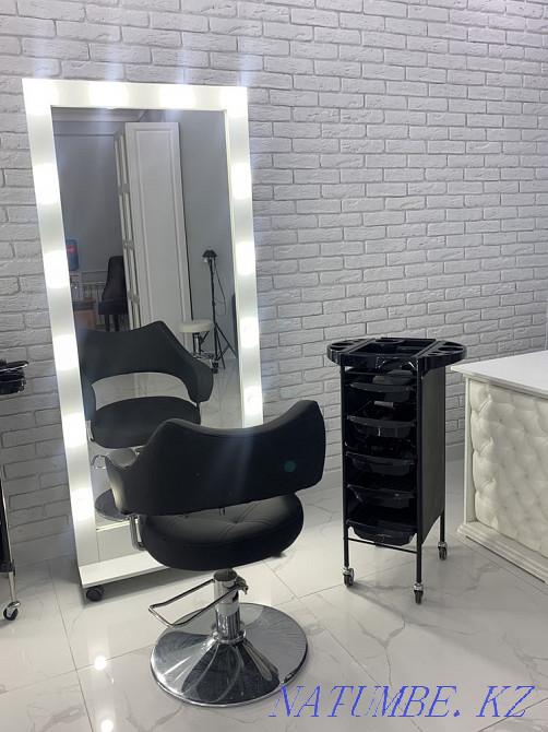 Сдается в аренду кресло для Стилиста/Парикмахера Астана - изображение 5