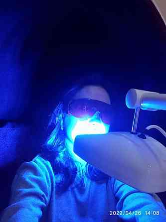 стоматология чистка отбеливания зубов  Алматы