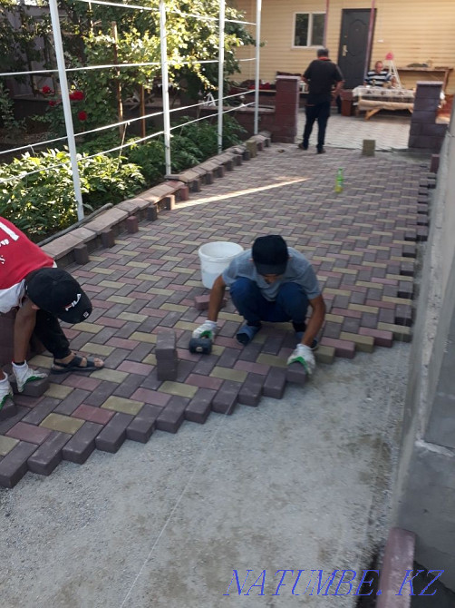 Тас төсеу, Тротуарды төсеу, төсеу тақтайшаларын төсеу.  Алматы - изображение 5