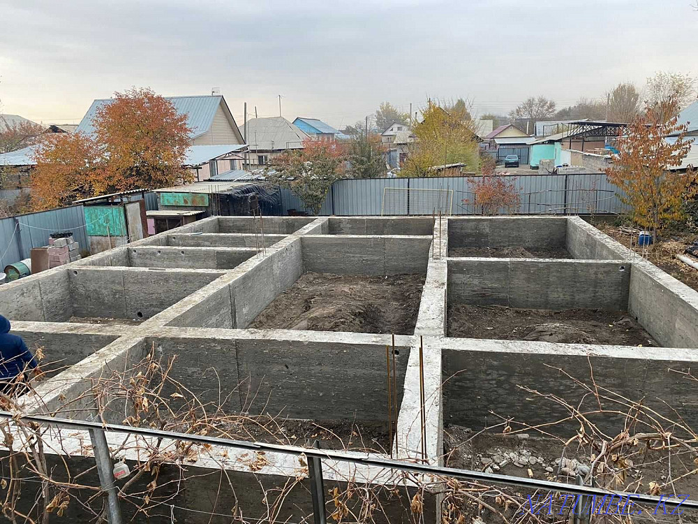 Pouring the foundation with its own formwork. We fill the Foundation of Almaty Almaty - photo 2