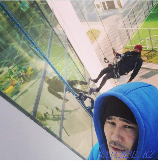 Альпинист. Альпинисты. Промышленный альпинизм. Алпинист. Алпинисты. Астана - изображение 3