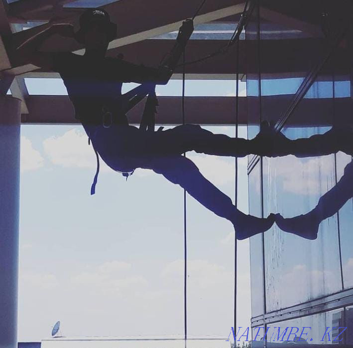 Альпинист. Альпинисты. Промышленный альпинизм. Алпинист. Алпинисты. Астана - изображение 2